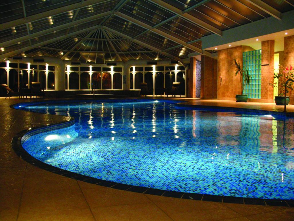 Metropole Hotel And Spa Лландріндод-Веллс Екстер'єр фото